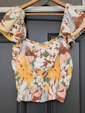 Abercrombie & Fitch Multi-Color print, smocked, flutter sleeve top size Large